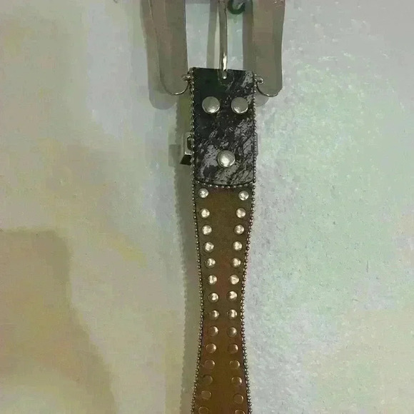 Blazin Roxx Studded Belt - Picture 6 of 8